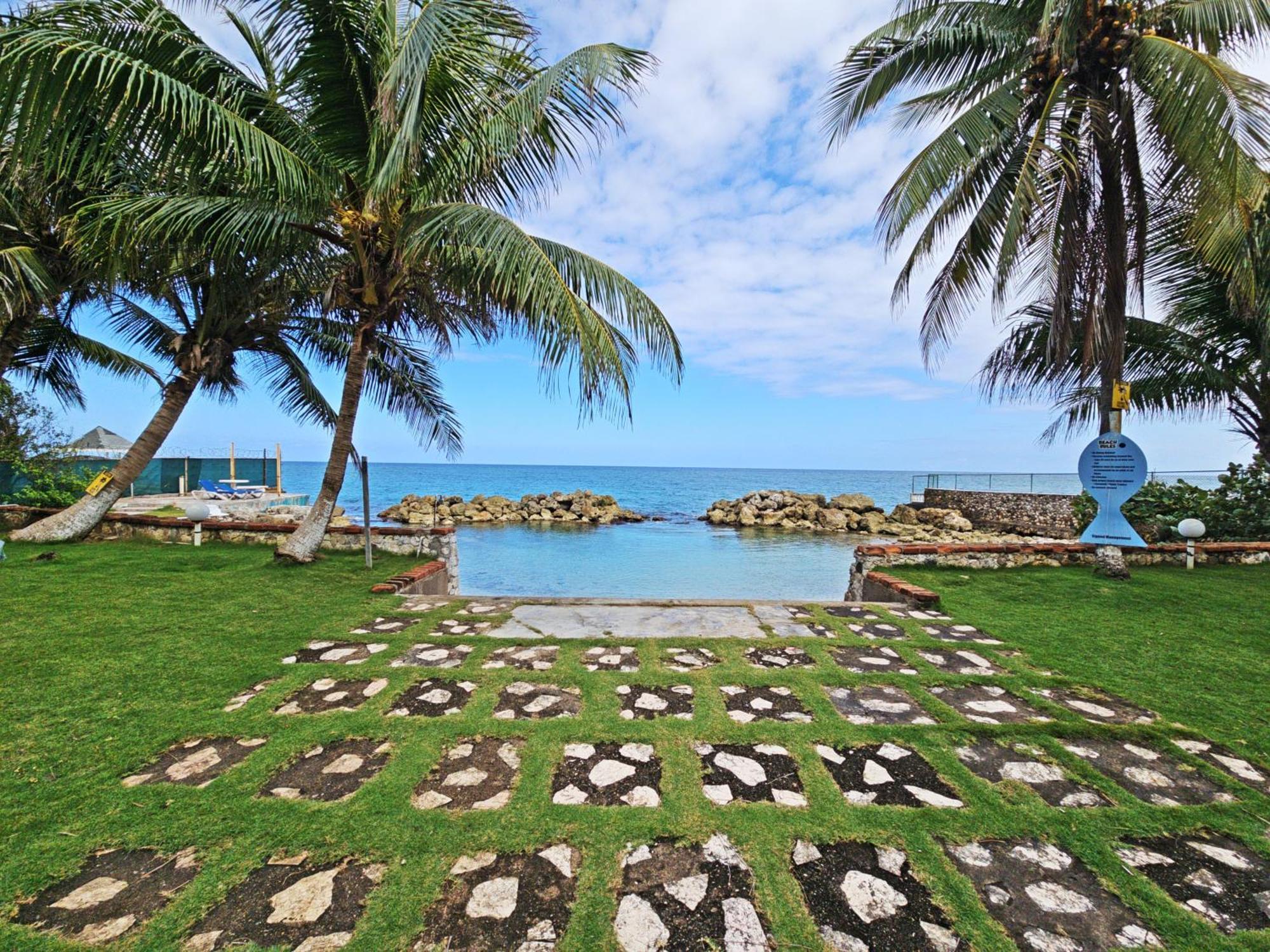 Chrisanns Paradise Suite By The Ocean - Apt#9 Ocho Rios Luaran gambar
